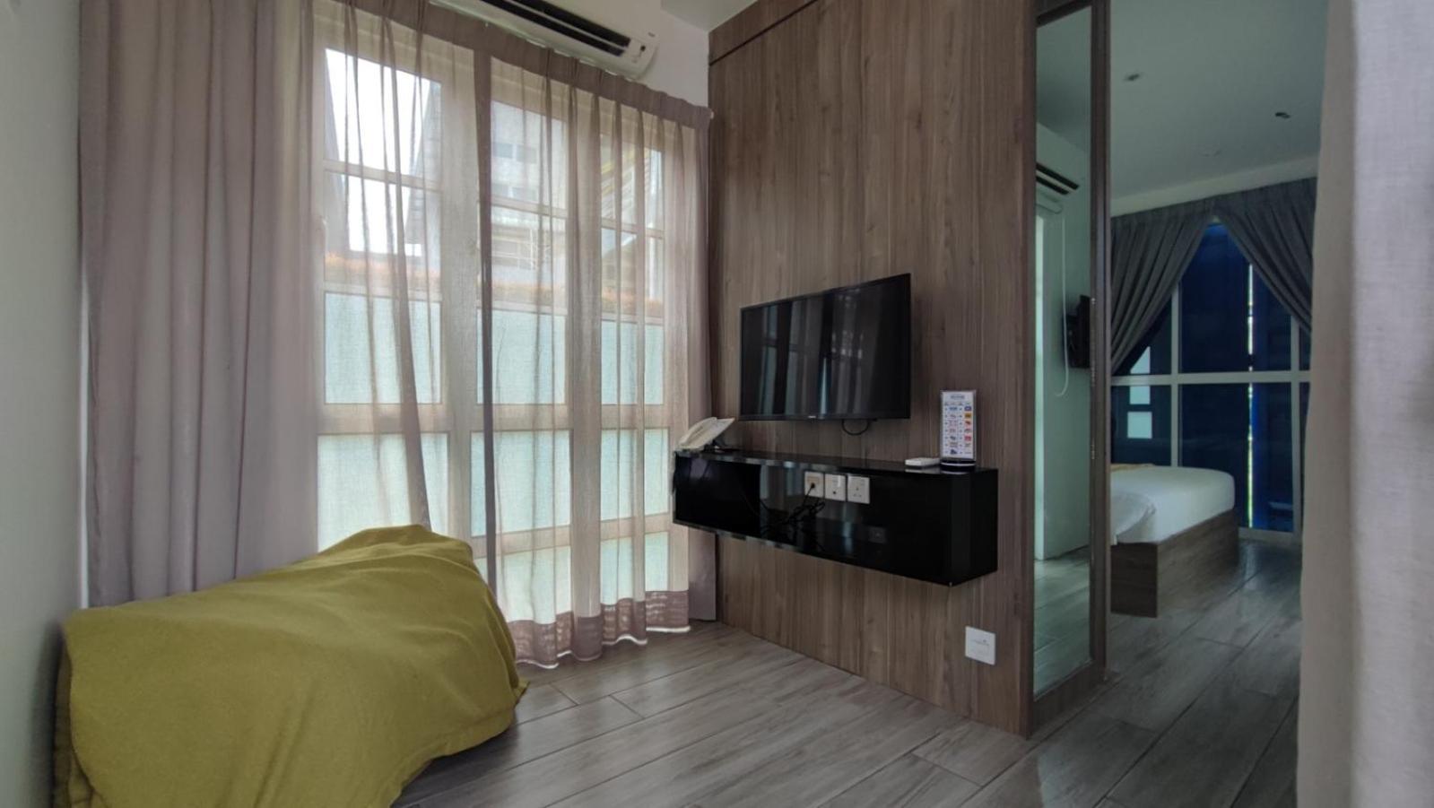 Solesor Kampong Beach Resort Port Dickson Esterno foto